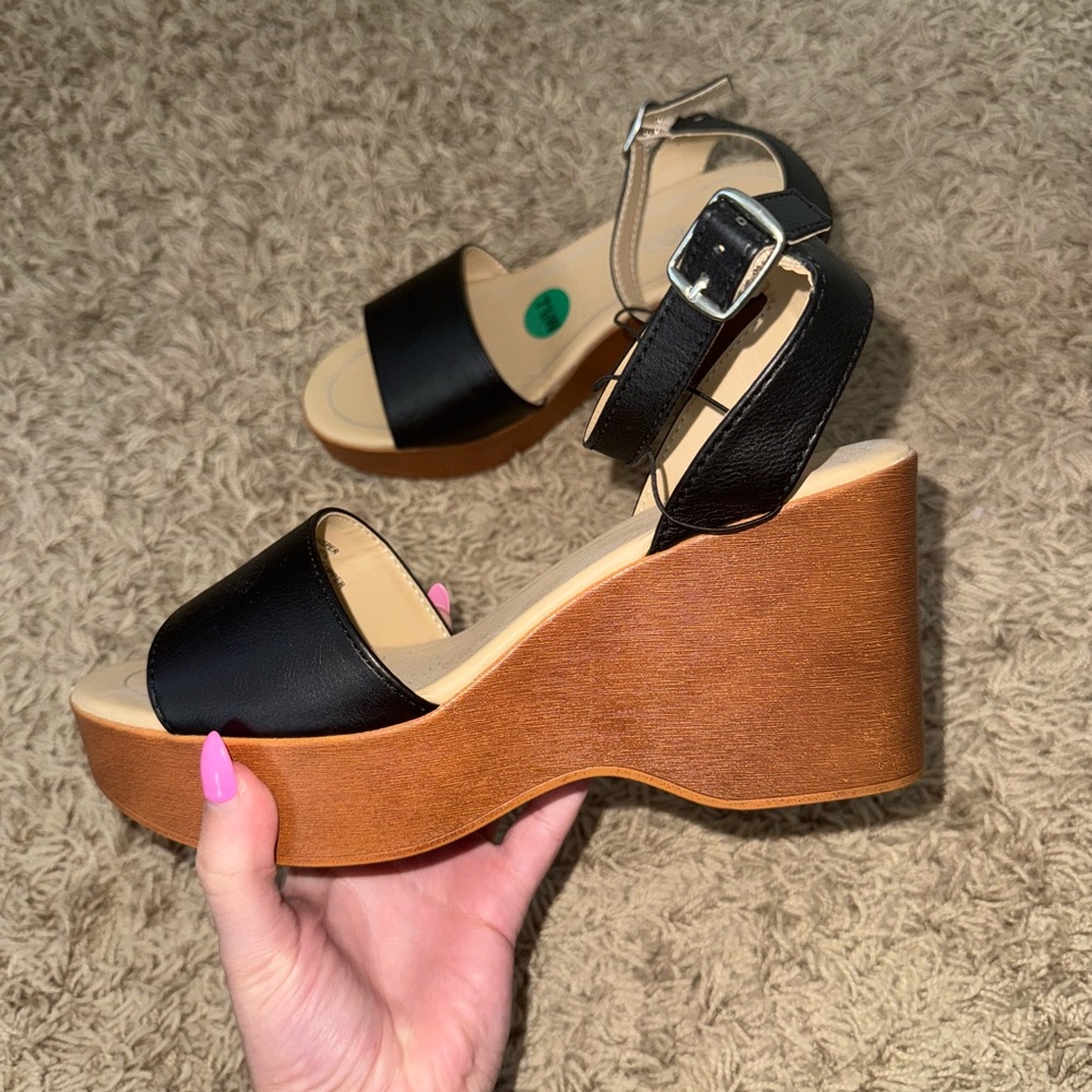 Me Too Black and Brown Wedge Sandals